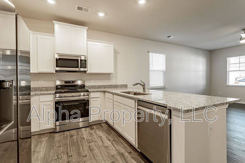 Townhouse for rent at 371 Highline Trail, Greenville, SC 29607