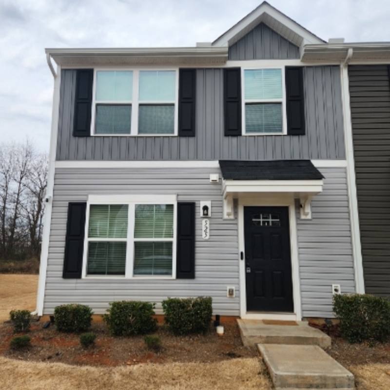 Townhouse for rent at 525 Hampton Townes Dr #1, Greenville, SC 29617