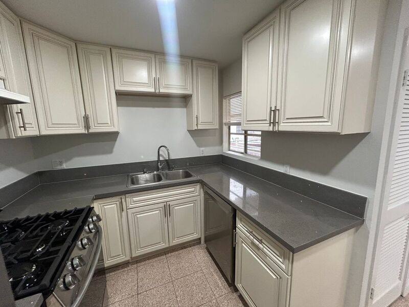 Apartment for rent at 456 Myrtle St #6, Glendale, CA 91203
