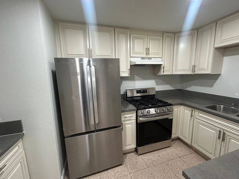 Apartment for rent at 456 Myrtle St #6, Glendale, CA 91203
