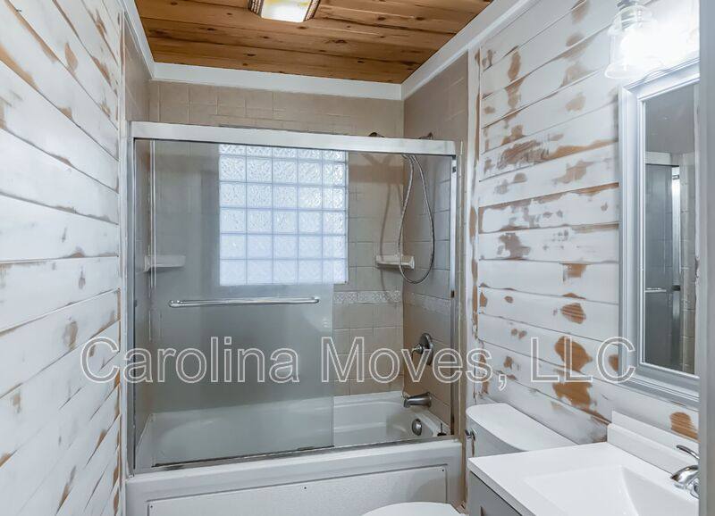 House for rent at 303 E A Ave, Easley, SC 29640