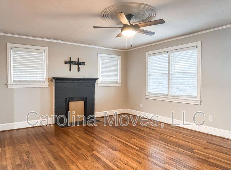 House for rent at 303 E A Ave, Easley, SC 29640