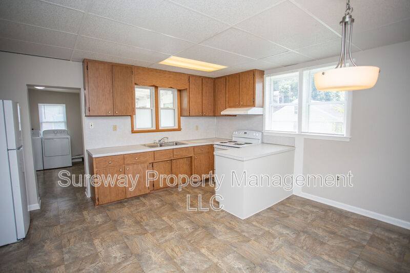 Apartment for rent at 509 Main St #B Downstairs, Williamstown, NJ 08094