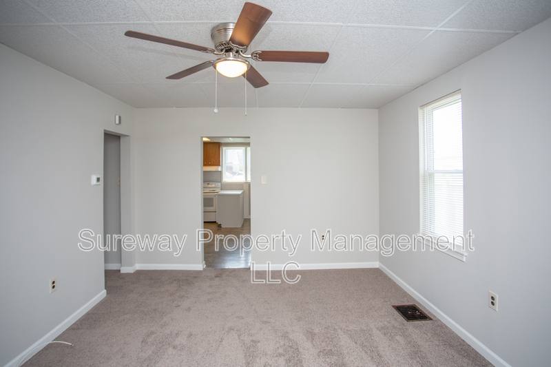 Apartment for rent at 509 Main St #B Downstairs, Williamstown, NJ 08094