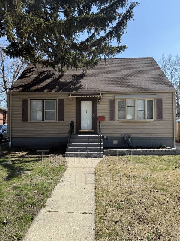 House for rent at 18343 Oakwood Ave #1, Lansing, IL 60438