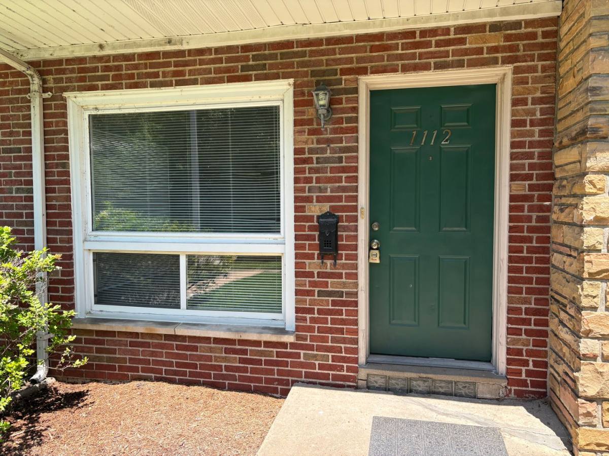 Apartment for rent at 1100-62 Midland, 1101-63 Purdue, Saint Louis, MO 63130