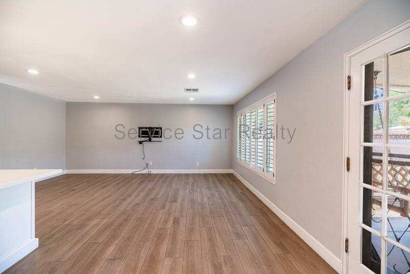 House for rent at 1946 E Rancho Dr, Phoenix, AZ 85016
