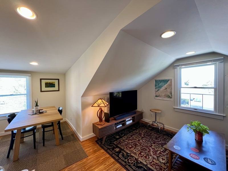 Apartment for rent at 4124 Lee Highway 2, Arlington, VA 22207
