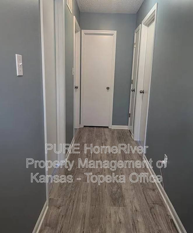 House for rent at 3227 Park Ave, Kansas City, MO 64109