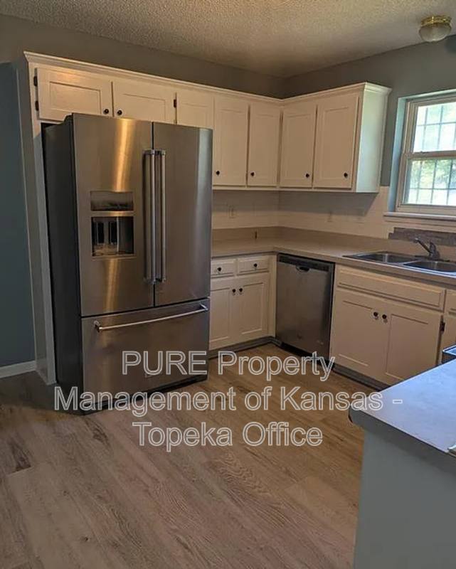 House for rent at 3227 Park Ave, Kansas City, MO 64109
