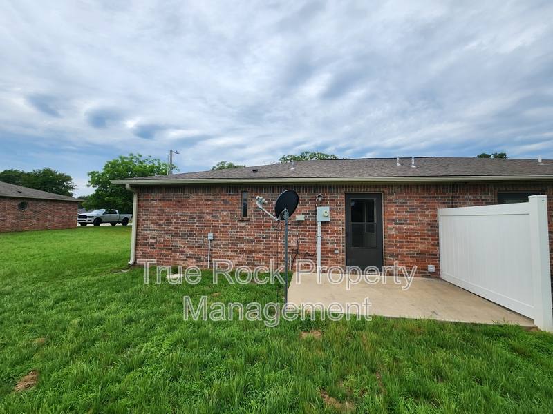 House for rent at 19227 St Highway 1E, Ada, OK 74820