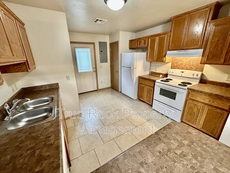 House for rent at 19227 St Highway 1E, Ada, OK 74820