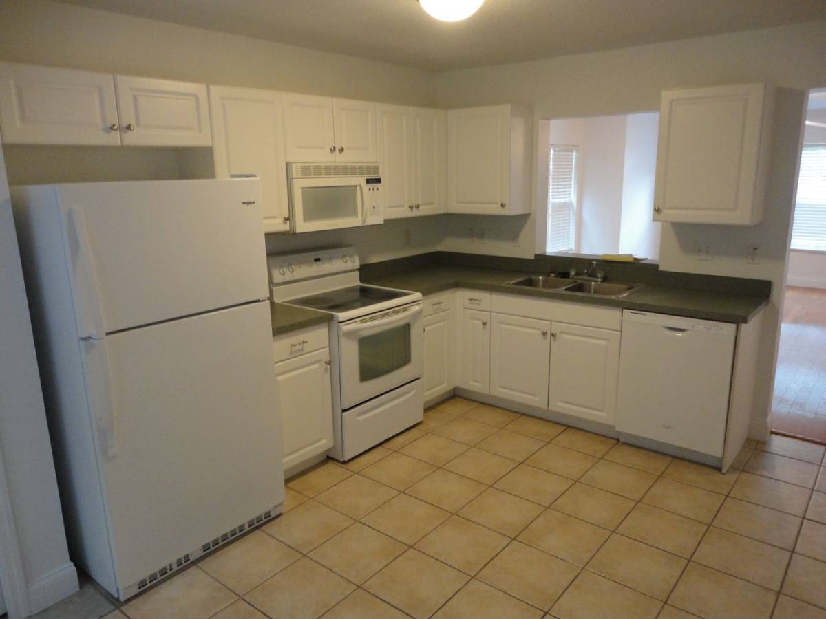 Condo for rent at 2636 SW 35th Place, Gainesville, FL 32608