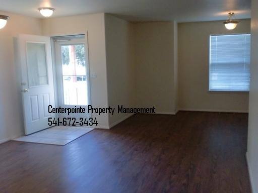 Apartment for rent at 727 Ballf St W, Roseburg, OR 97470