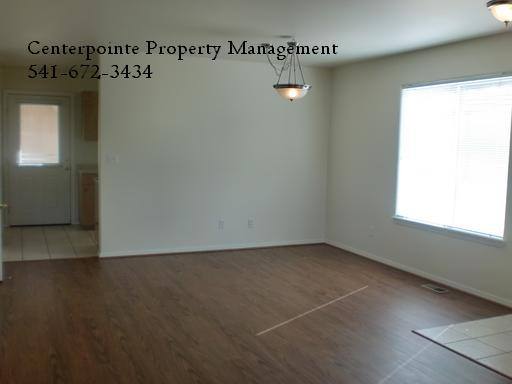 Apartment for rent at 727 Ballf St W, Roseburg, OR 97470