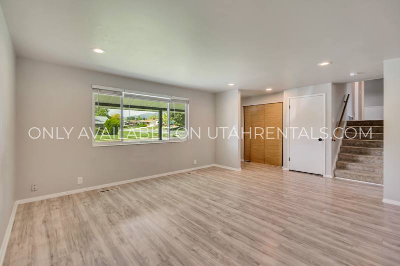 House for rent at 786 E 350 N, Kaysville, UT 84037