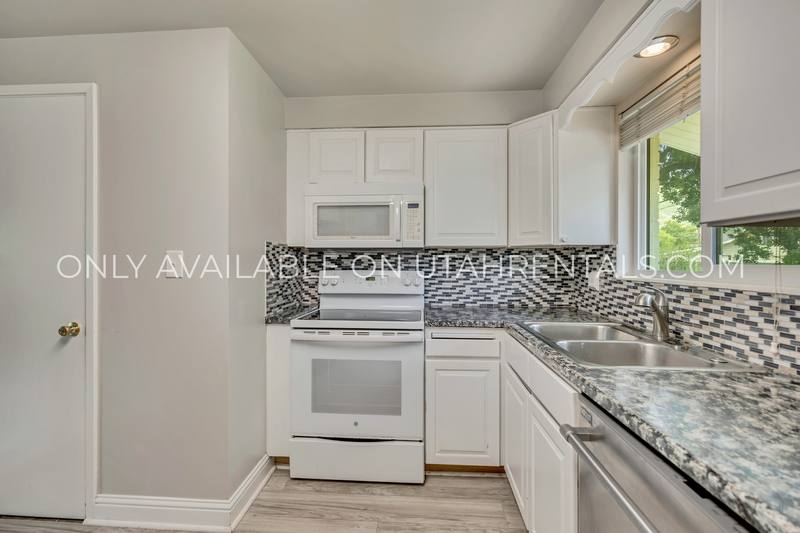 House for rent at 786 E 350 N, Kaysville, UT 84037