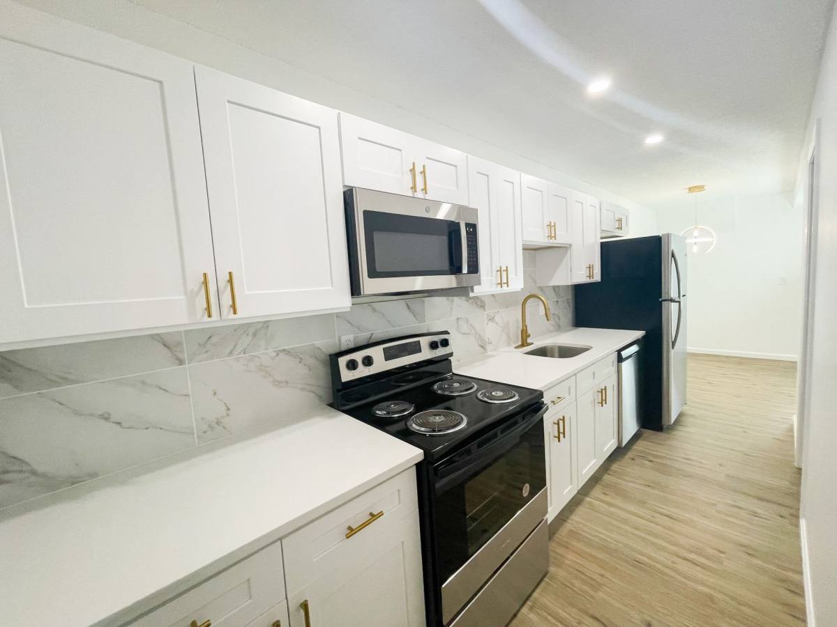 Apartment for rent at 200 Cook Hill Rd #4, Wallingford, CT 06492