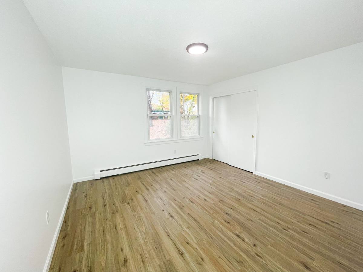 Apartment for rent at 200 Cook Hill Rd #4, Wallingford, CT 06492