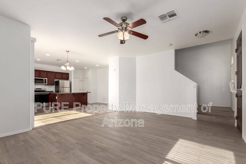 Townhouse for rent at 4044 E Oakland St, Gilbert, AZ 85295