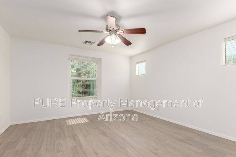 Townhouse for rent at 4044 E Oakland St, Gilbert, AZ 85295