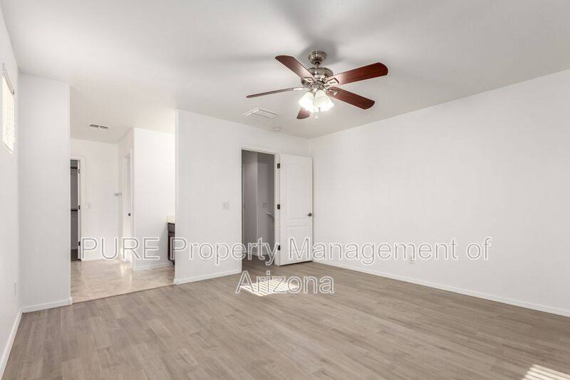 Townhouse for rent at 4044 E Oakland St, Gilbert, AZ 85295