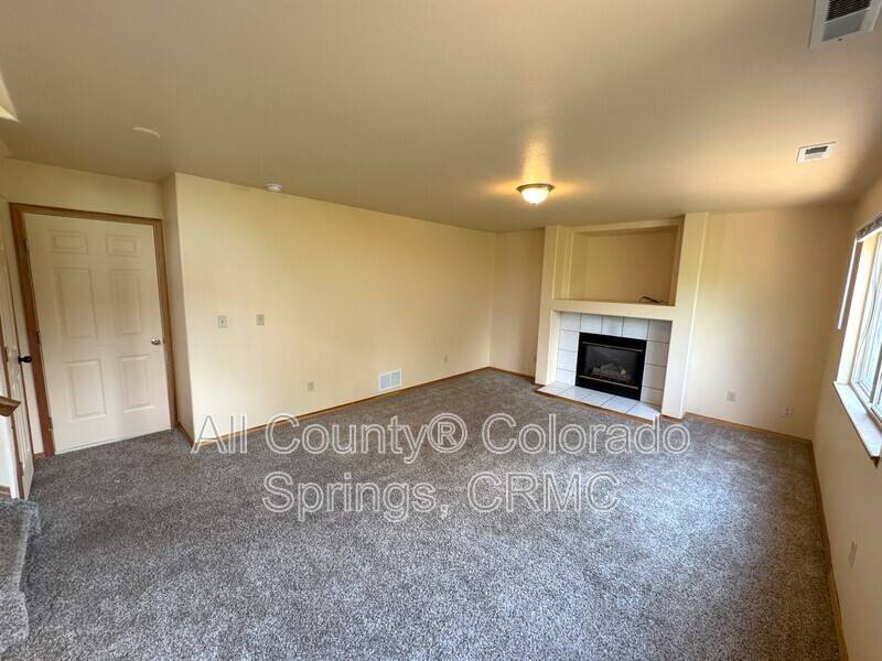 House for rent at 759 Descendant Dr, Fountain, CO 80817