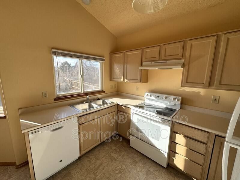 House for rent at 759 Descendant Dr, Fountain, CO 80817
