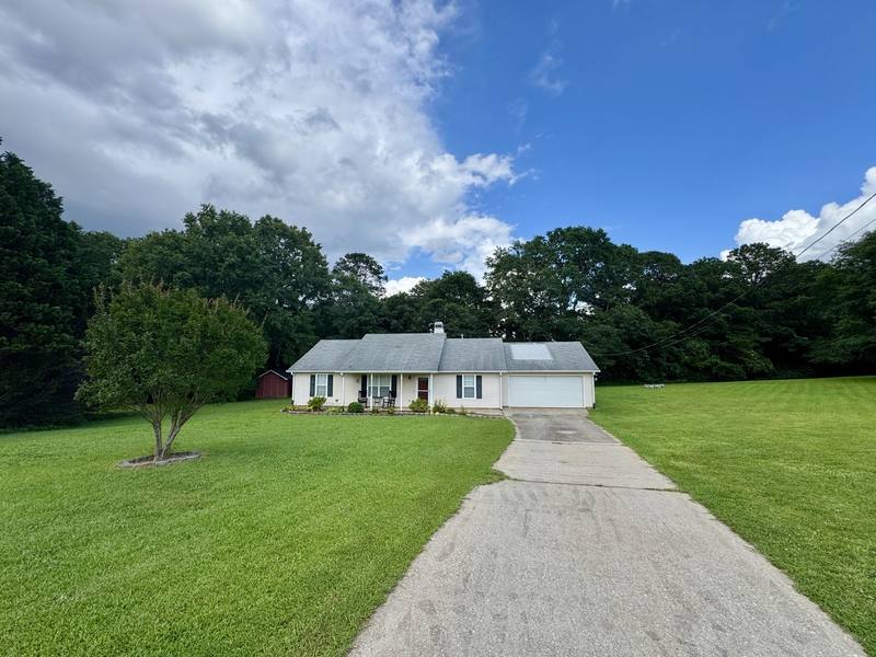House for rent at 2237 Ross Lane, Locust Grove, GA 30248