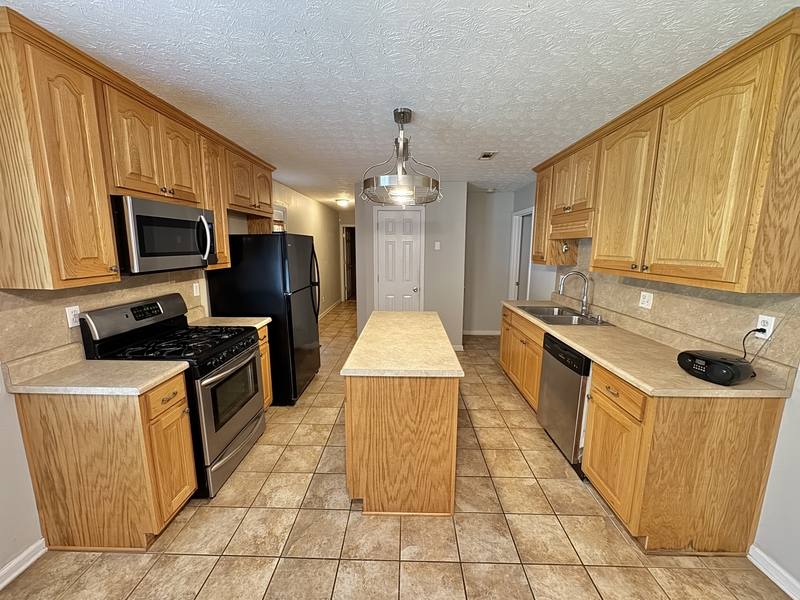 House for rent at 2237 Ross Lane, Locust Grove, GA 30248