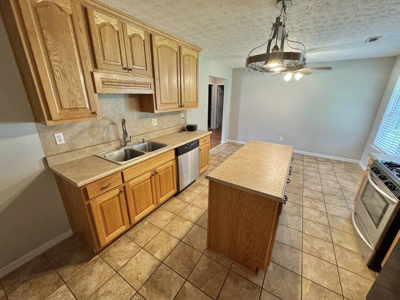 House for rent at 2237 Ross Lane, Locust Grove, GA 30248