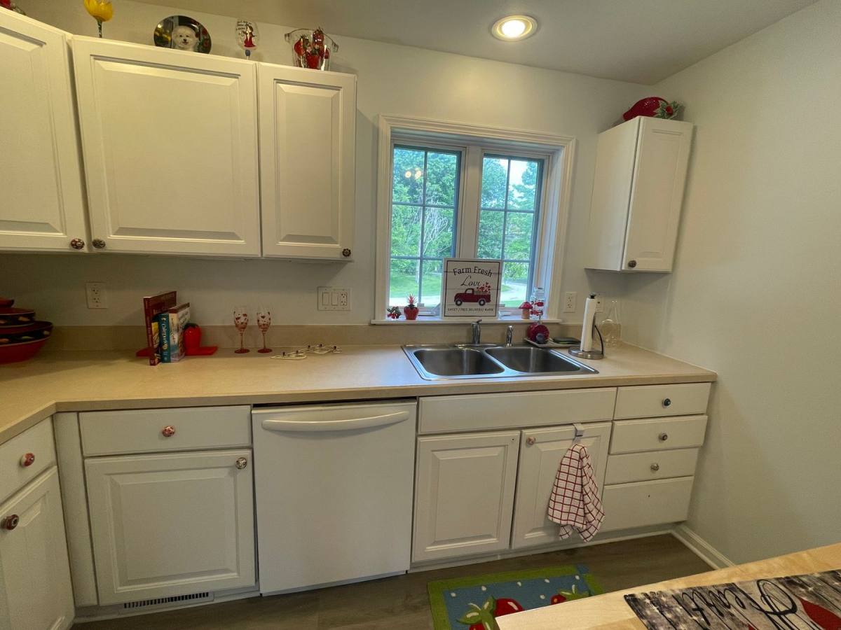 Apartment for rent at 14 Richardson St, Cheshire, MA 01225