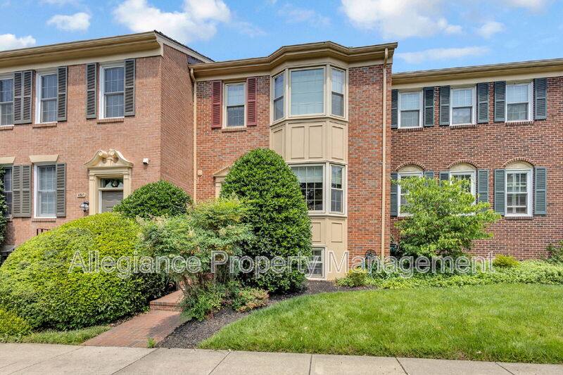 Townhouse for rent at 6861 Williamsburg Pond Court, Falls Church, VA 22043