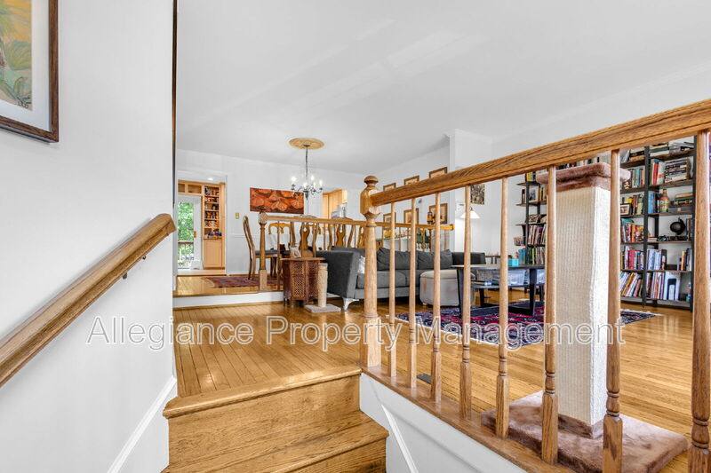 Townhouse for rent at 6861 Williamsburg Pond Court, Falls Church, VA 22043