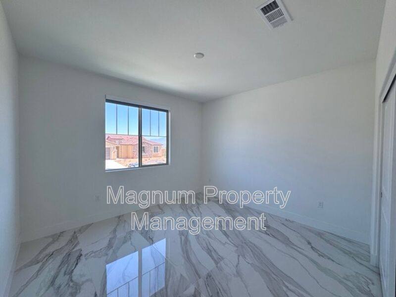 House for rent at 25061 River Peak Dr, Menifee, CA 92586