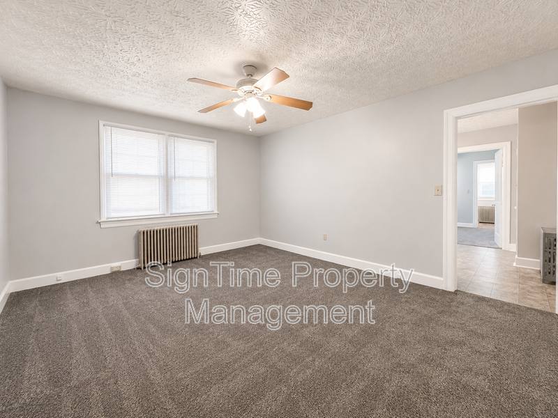 Apartment for rent at 231 N Cleveland Ave #2, Hagerstown, MD 21740