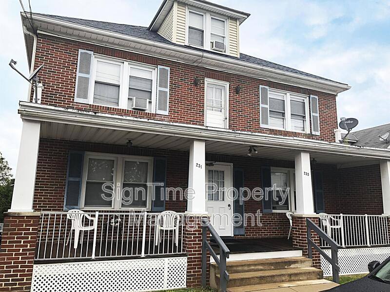 Apartment for rent at 231 N Cleveland Ave #2, Hagerstown, MD 21740