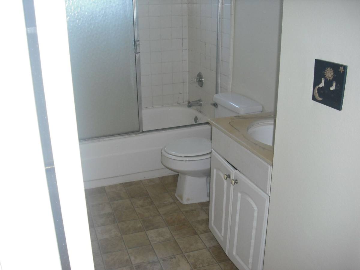 Condo for rent at 2557 Yardarm Ave, Port Hueneme, CA 93041