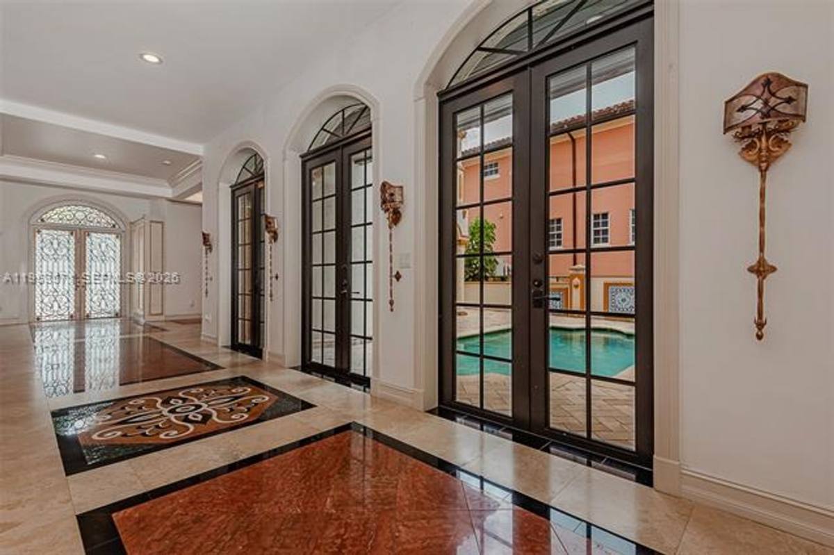 House for rent at 674 Ocean Blvd, North Miami Beach, FL 33160