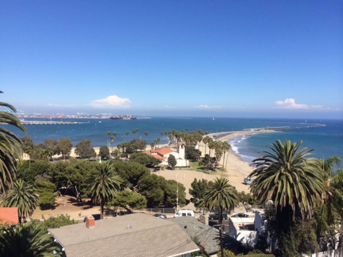 Apartment for rent at 3811 Bluff Place, San Pedro, CA 90731