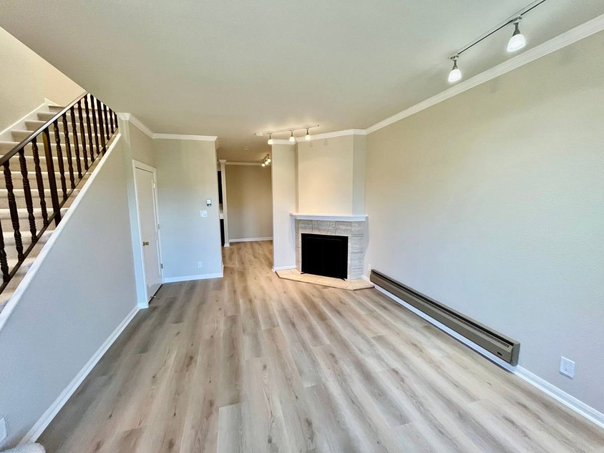 Apartment for rent at 4050 17th St, San Francisco, CA 94114