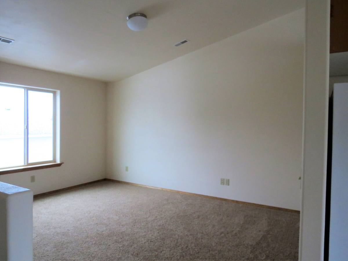 Apartment for rent at 813-815 3rd St W, Laurel, MT 59044
