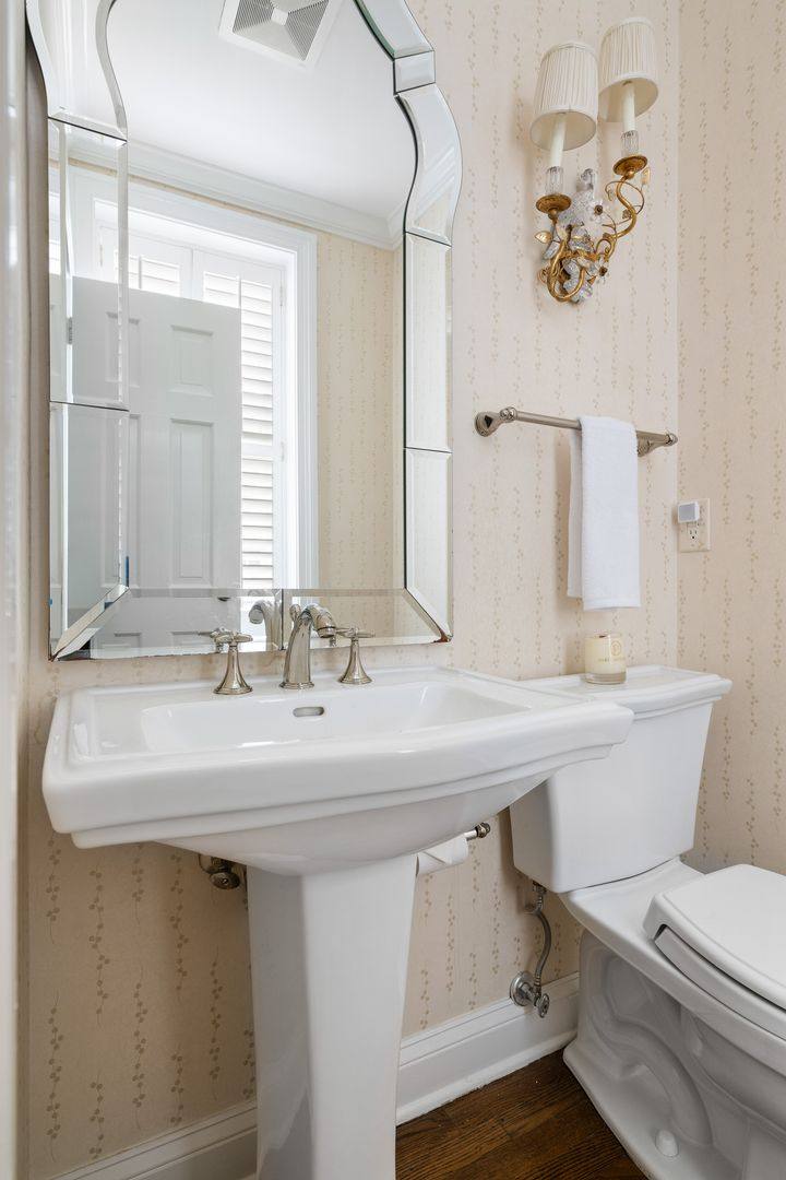 Townhouse for rent at 38 Elliot St, Charleston, SC 29401
