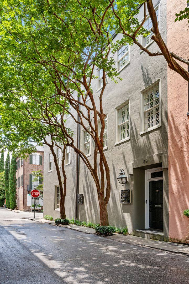 Townhouse for rent at 38 Elliot St, Charleston, SC 29401