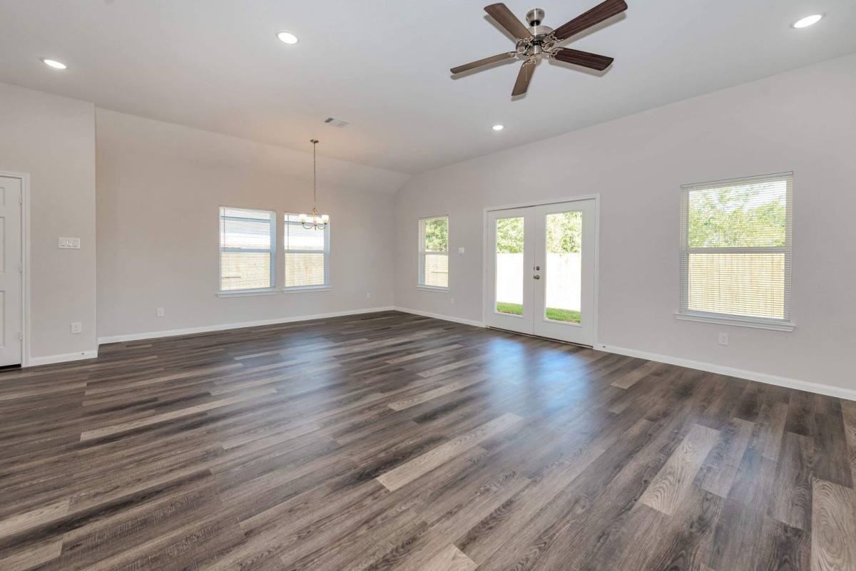 House for rent at 1683 County Rd, Cleveland, TX 77327