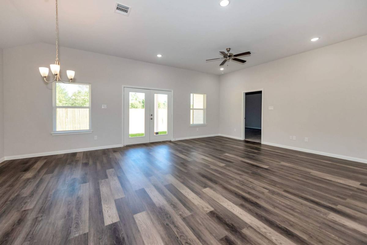 House for rent at 1683 County Rd, Cleveland, TX 77327