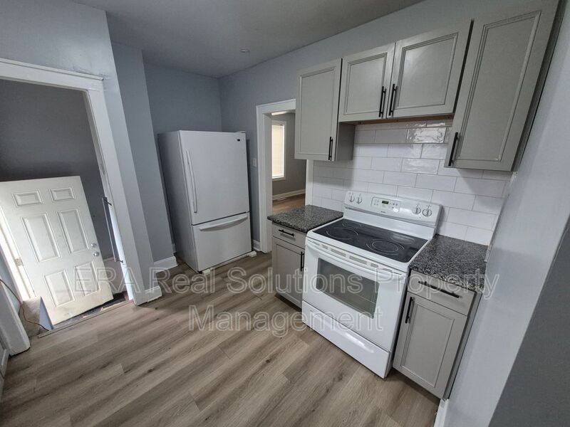 House for rent at 1042 E 14th Ave, Columbus, OH 43211