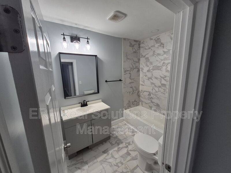 House for rent at 1042 E 14th Ave, Columbus, OH 43211