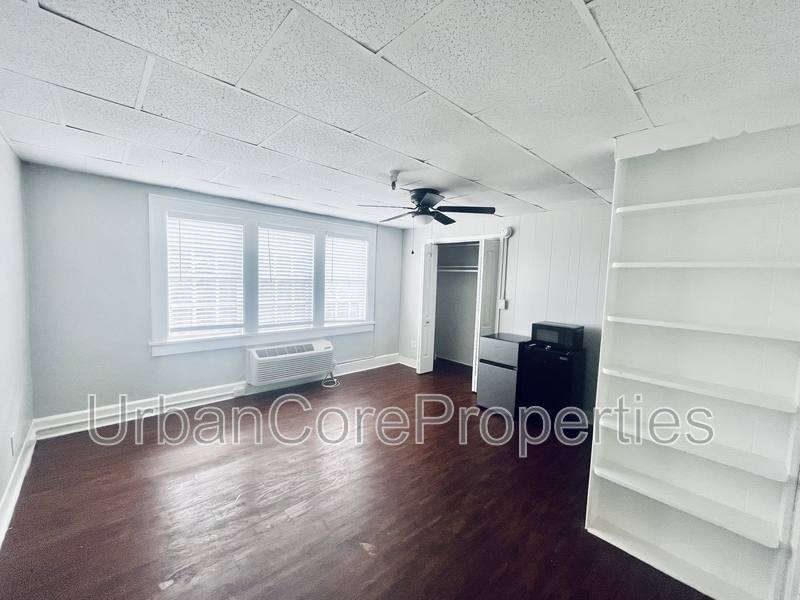 Apartment for rent at 216 5th Ave N #303, Saint Petersburg, FL 33701