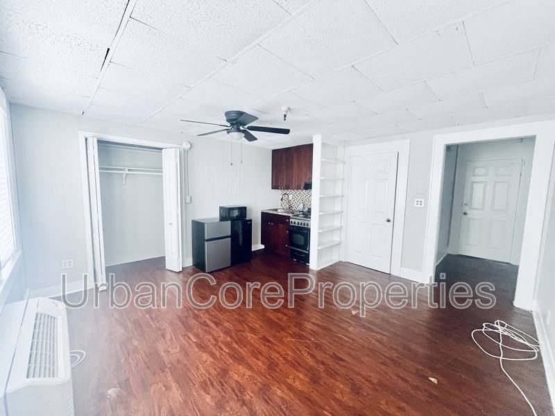 Apartment for rent at 216 5th Ave N #303, Saint Petersburg, FL 33701